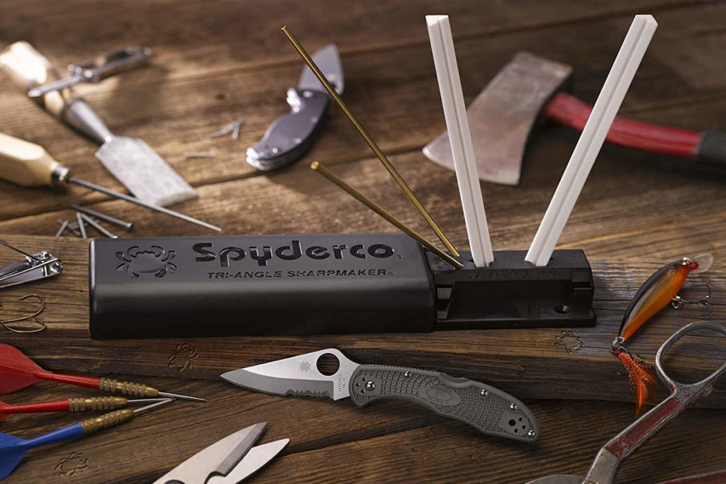 Spyderco-Tri-Angle-Sharpmaker-featured