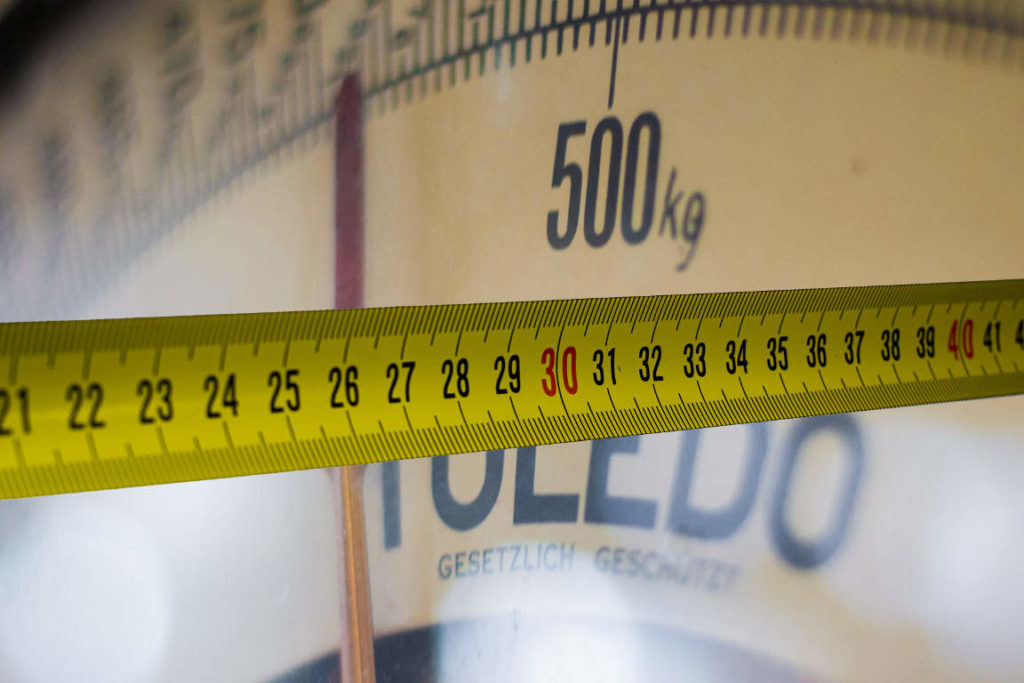 Die-8-besten-leichten-Taschenmesser-2020-featured